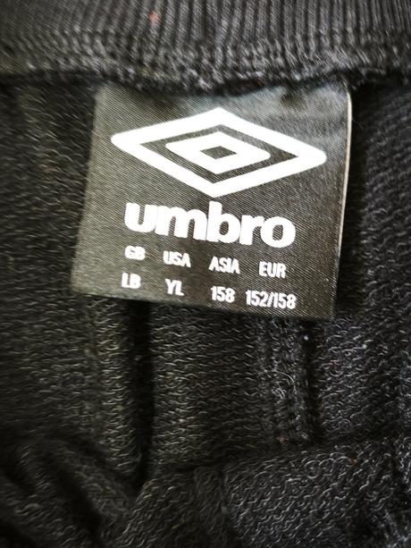 Teplaky, umbro,158