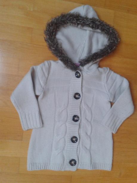 Svetrík s kapucou, dopodopo,92