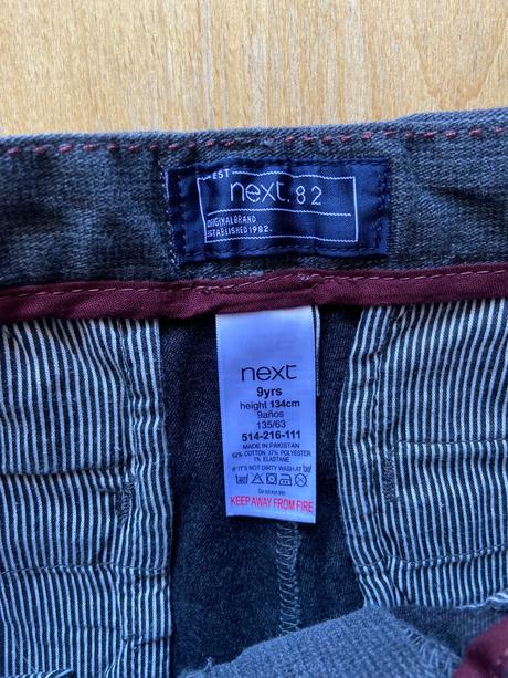 Nenosene nohavice next na 8-9 rokov, next,134