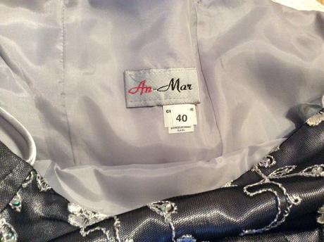 Spoločenské šaty, 40