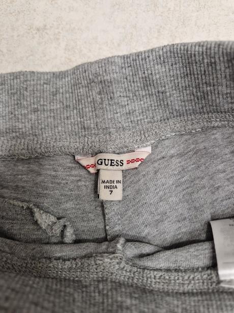 Kraťase guess, guess,128