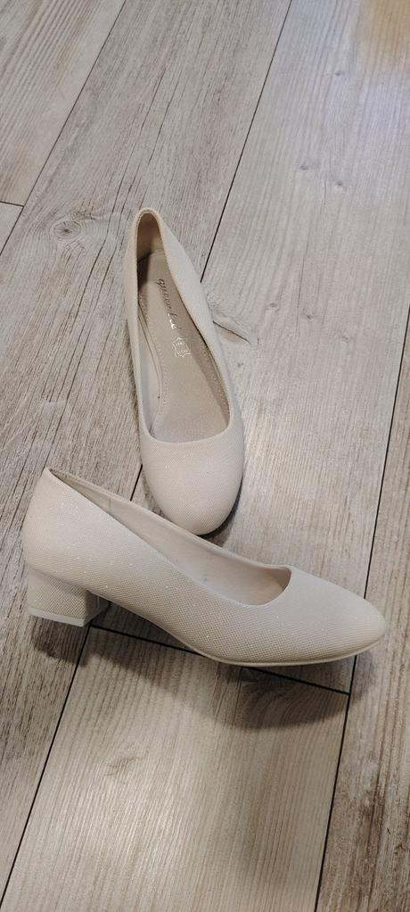 Trblietavé topánky, 38