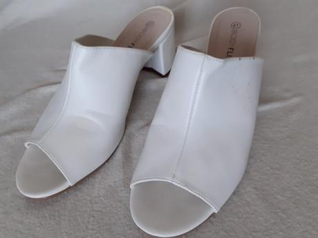 Dámske nové biele vsuvky body flirt č.41, 41