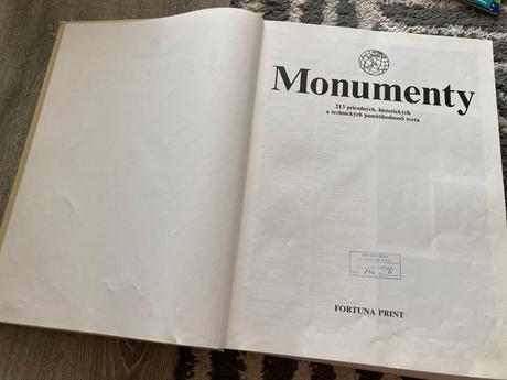Monumenty (1993) encyklopédia o monumentoch sveta,