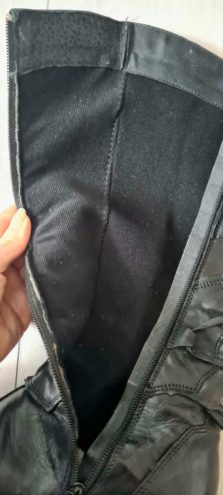 Kožené čižmy, 37