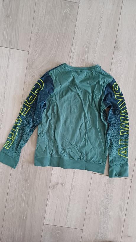 134/140 tenká mikinka, 134