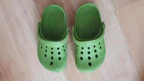 Crocsy, 24