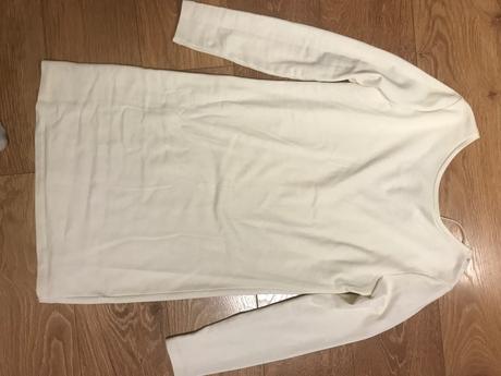 Mikinove saty, zaujimavy chrbat, reserved,s