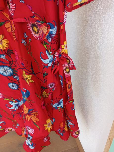 Ľahké letné šaty, reserved,34