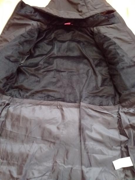 Mam na predaj vetrovku, l.a. gear,44