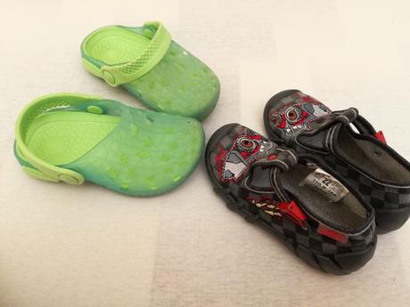 Papucky a sandalky, 22