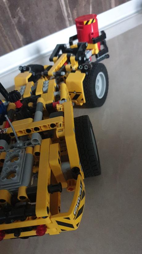 Lego technic 42049  - pyrotechnické vozidlo, 