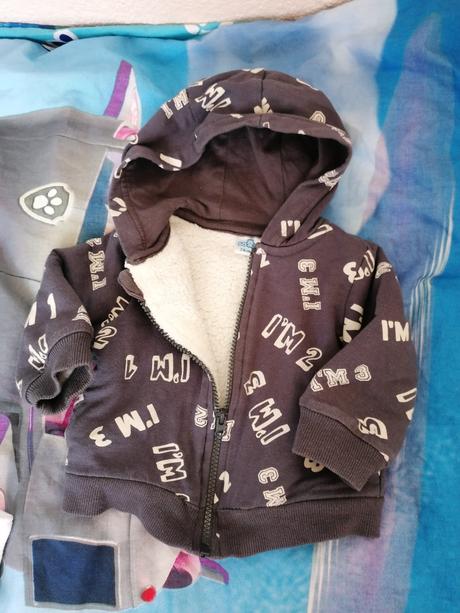 Mikiny a tričká, 68–80