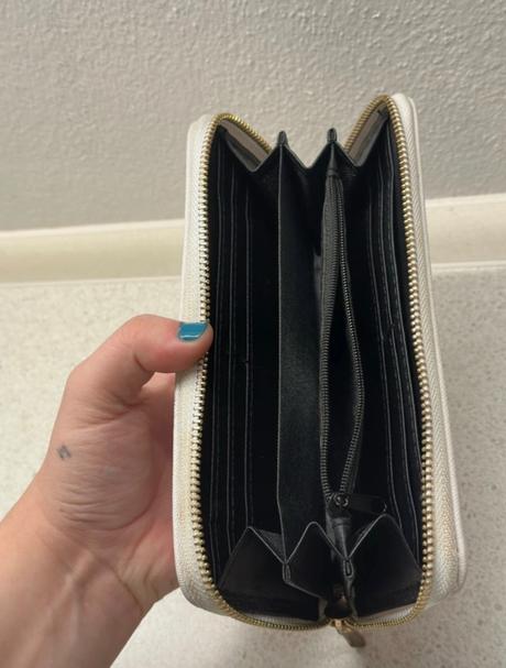 Dámska peňaženka, 