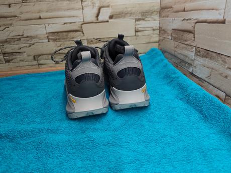 Merrell 41,5 - pánska gore-tex trekingová obuv, merrell,41