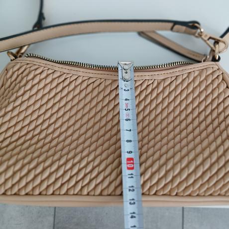 Béžová crossbody kabelka verde, 