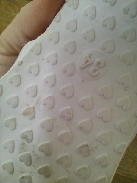 Kolieskové korčule+chrániče, 26