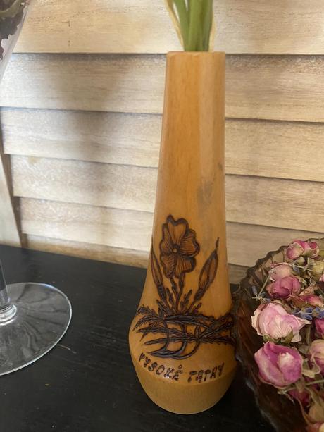 Drevená vázička vysoké tatry, 