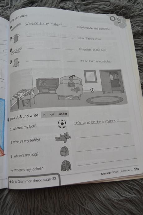 Beehive level 1 activity book (sk edition) - praco,