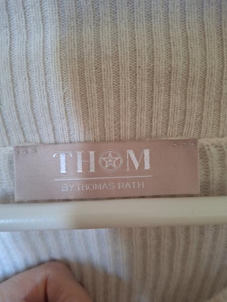 Novy vlneno-kasmirovy svetrik, m