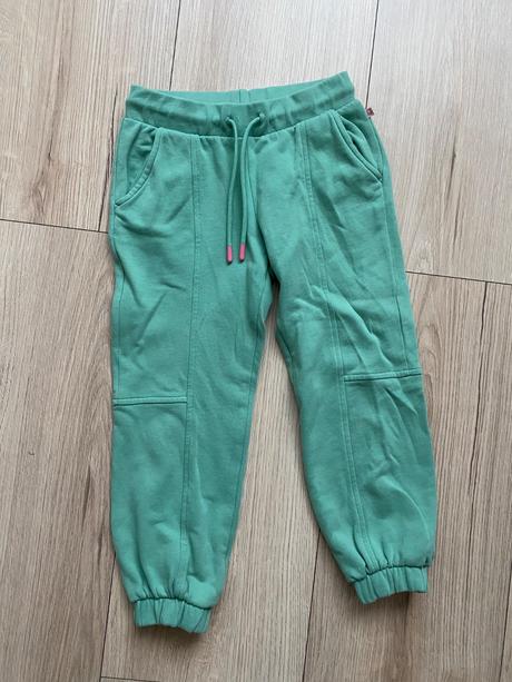 Teplaky zn. benetton, benetton,116