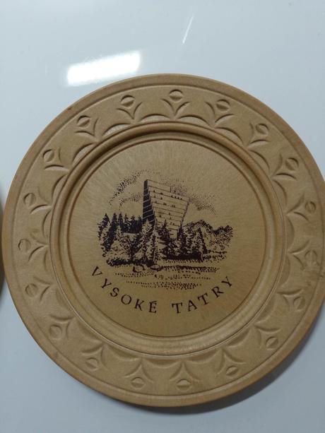 Drevené pamätné tanieriky, 