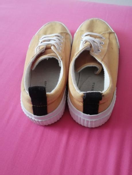 Tenisky, reserved,31