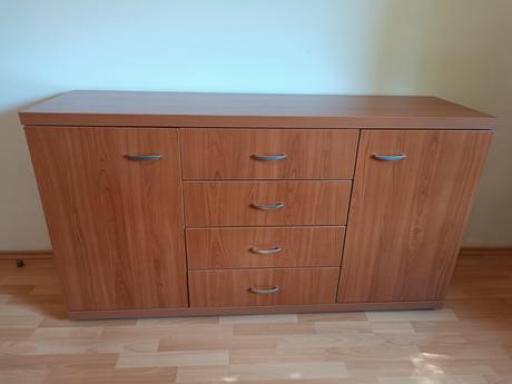 Set manželská posteľ + komoda,