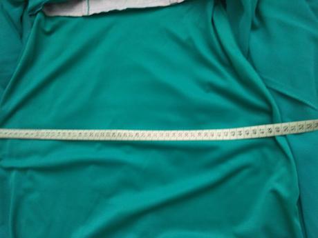 Smaragdovozelené spoločenské šaty veľ.38, 38