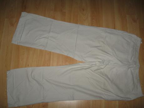 Dámske nohavice, 46