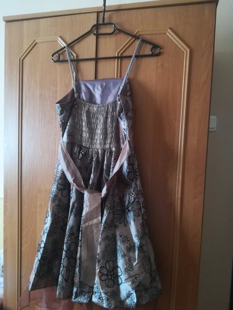 Predám spoločenské šaty, 36