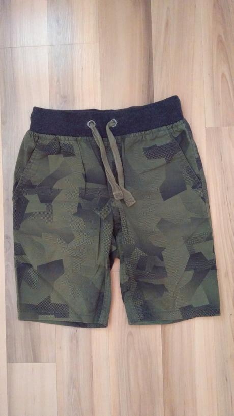 Zelené kraťasy, 128-134, takko,128
