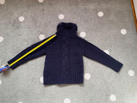 Hrubý svetrík s umelou kožušinou, 92