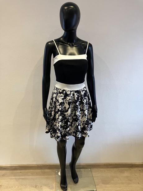 Dámske elegantné šaty čierno biele (s), s