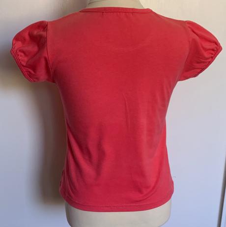 Tmavoružové tričko s mačickou, 116