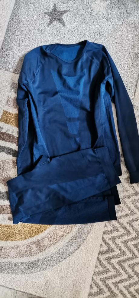 3krta oblečené terno 146/152, lupilu,146