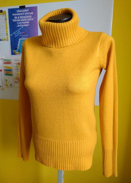 Žltý svetrík, xs