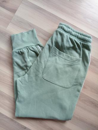 Tepláky 164/170, reserved,164