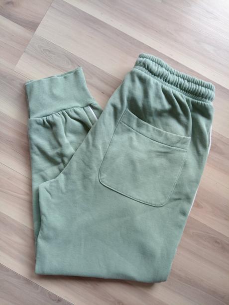 Tepláky 164/170, reserved,164