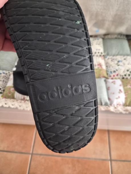 Slapky v.32, adidas,32
