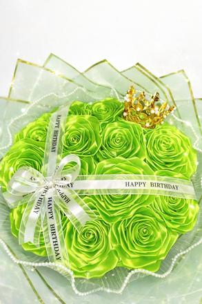 Saténová kytica ruží, 