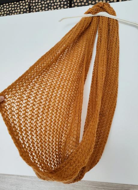 Pletený nekonečný šál, 