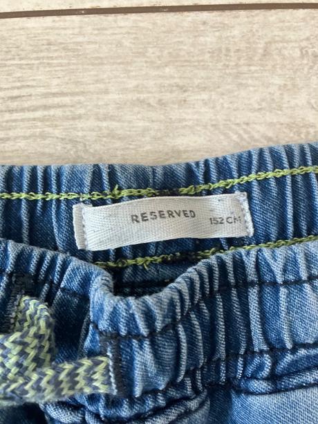 Kraťasy, reserved,152