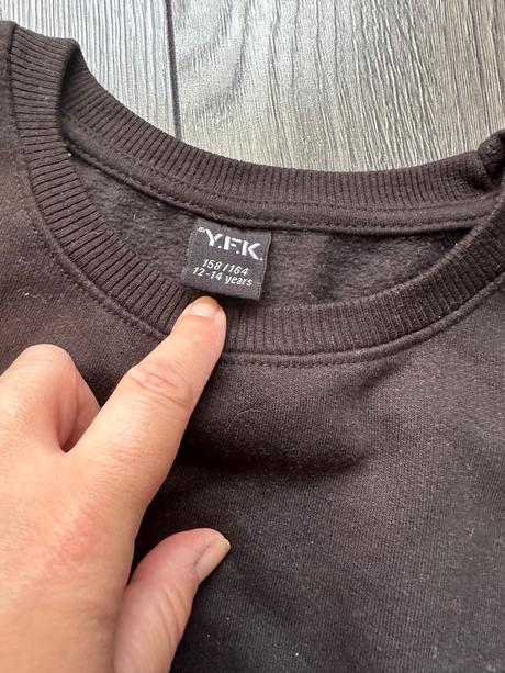 Mikina trosku taka crop top, 158