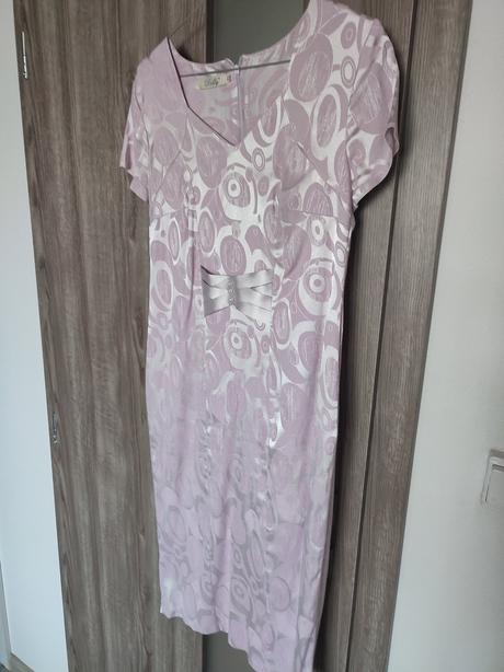 Spoločenské šaty a šaty na oslavu so sakom, 42