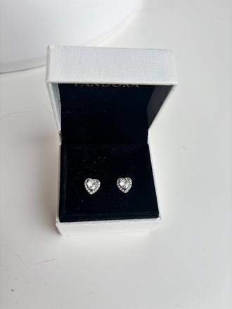Strieborné srdiečkové náušnice,