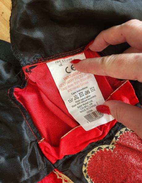 Karnevalové šaty na 3-5 rokov, 