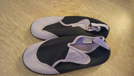 Topánky do vody, lupilu,32