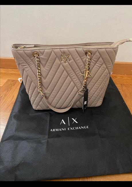 Armani kabelka, armani