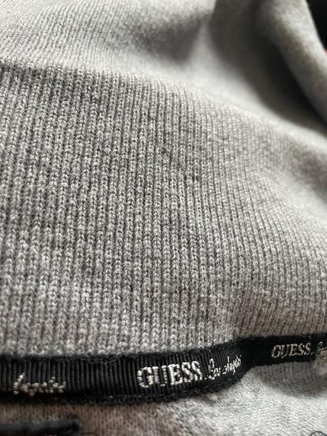 Kratky svetrik guess, guess,s